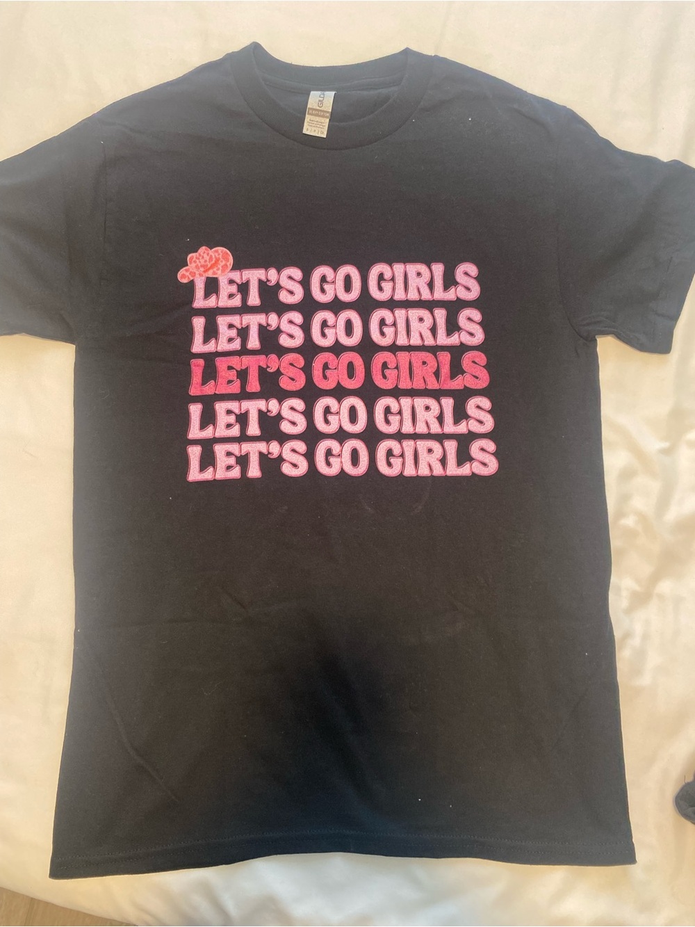 Gildan Heavy Cotton Cowgirl Graphic Black T-Shirt Women's Short Sleeve Size S